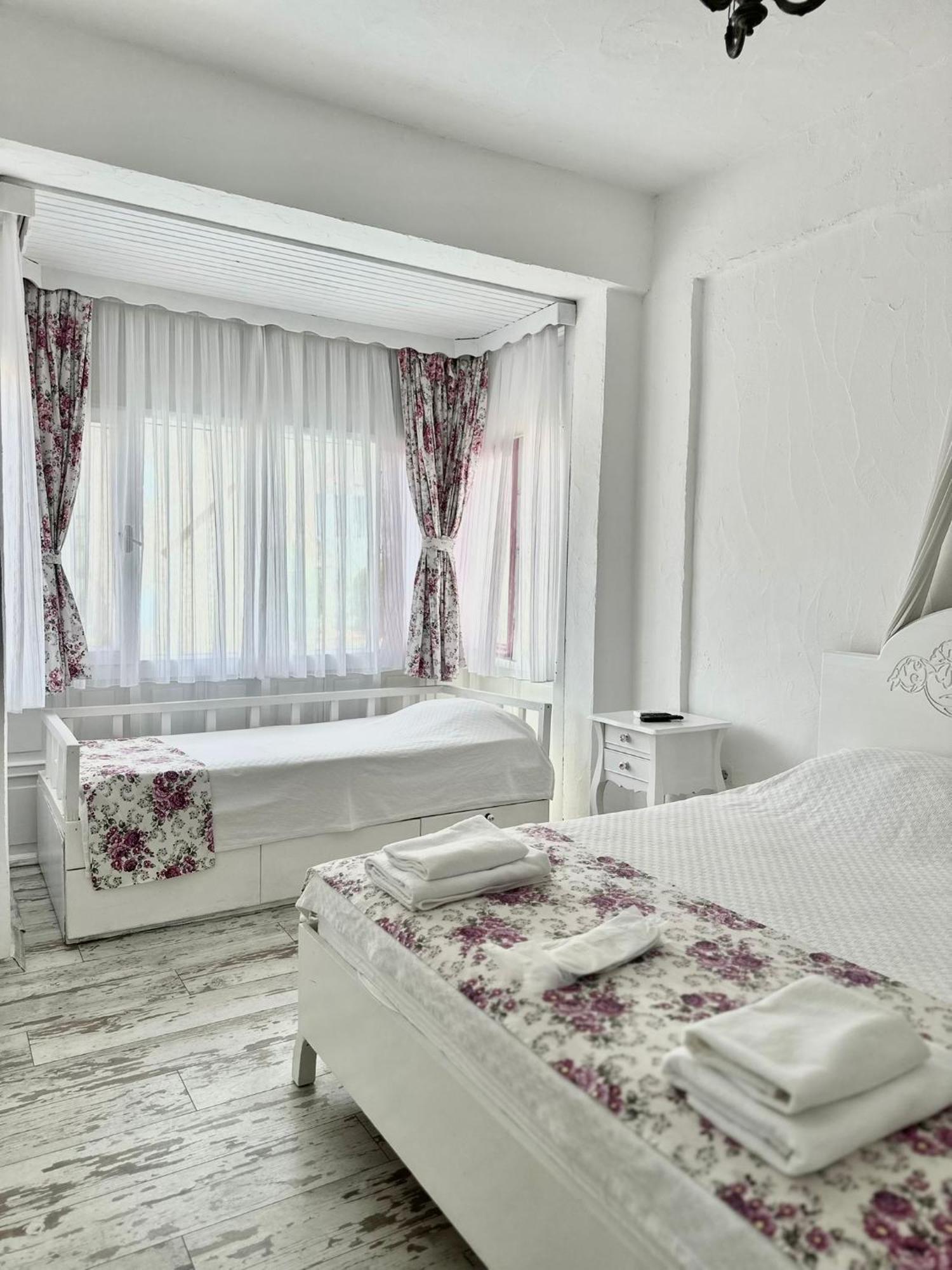 Aisem By Hire Hotel Alaçatı Buitenkant foto